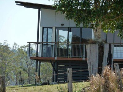 wta_1047_MQJKN8_lodgeroos
