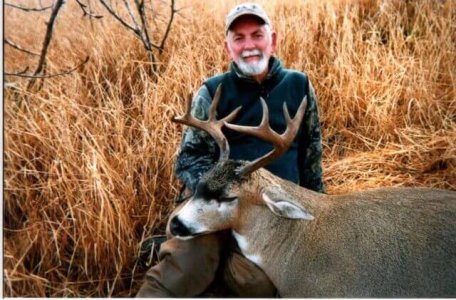 wta_1157_9XLDR5_hank_deer.sized