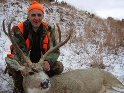 wta_1220__featured_WAJON1_JerryFitzgeraldMuleDeer-PioneerOutfitter