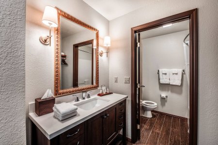 wta_1254_bathroom