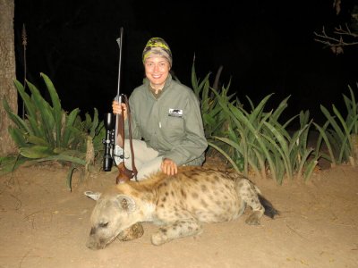 wta_1400_31L90J_hyena2