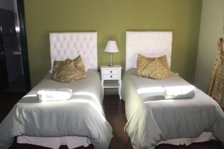 wta_1401_FRN3LM_Bedroom5
