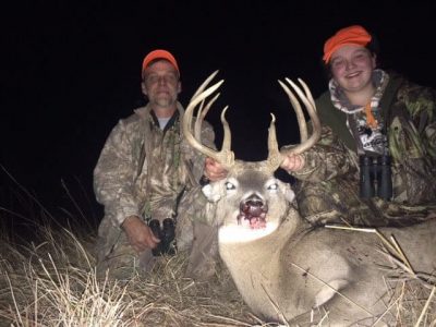 wta_1519_RH8LOB_WagonHoundWhitetail2016