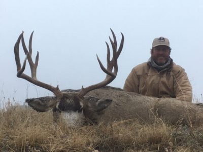 wta_1606__featured_R2TMGV_2017DeerSeasonDeanGeason