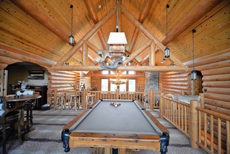 wta_1667_Pool-Table-Bar