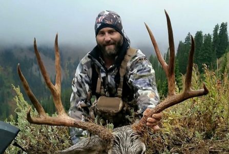 wta_1946_deer_hunt_2_20191205_232917