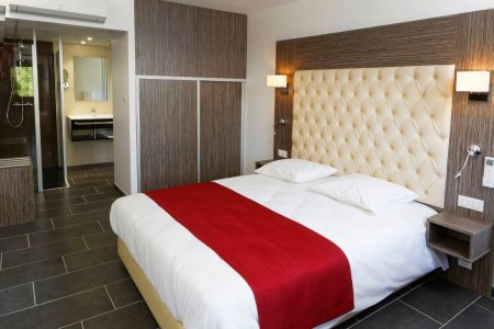 wta_2130_chambres-hotel-du-lac-1