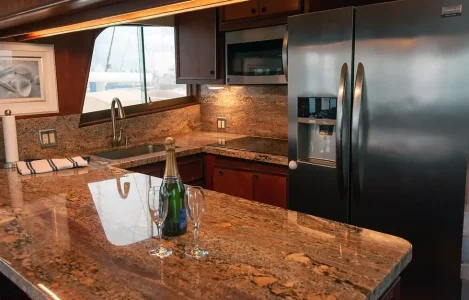 wta_2233_galley