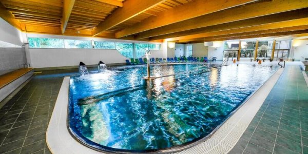 wta_2353_hotel_hviezda_1561643336_bazen_hotel_hviezda_dudince_02