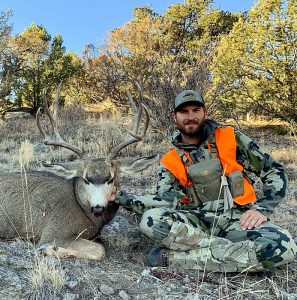 wta_2408_Colorado-unit-80-unit-81-mule-deer-hunting-guides