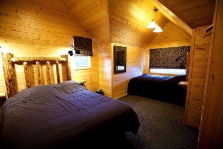 wta_684_QMOWHJ_bedroom