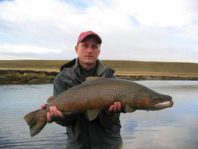 wta_731__featured_87Q5PG_234_fishing(2)