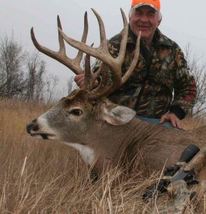 wta_734__featured_HUMO6L_237_Whitetail(4)