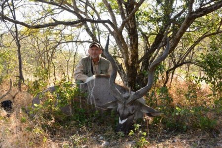 wta_736_2BNY0H_safariinnamibiaStevenMcFee