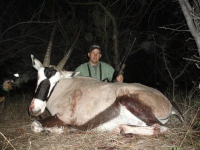 wta_736_WD0DLT_huntinginNamibiamikehoover6