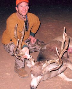 wta_800_1F9U49_DAMuleDeer3